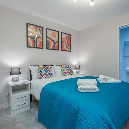 Staybynumbers - Belfast City Centre - 3 Bed, 3 Bathroom & Parking 外观 照片