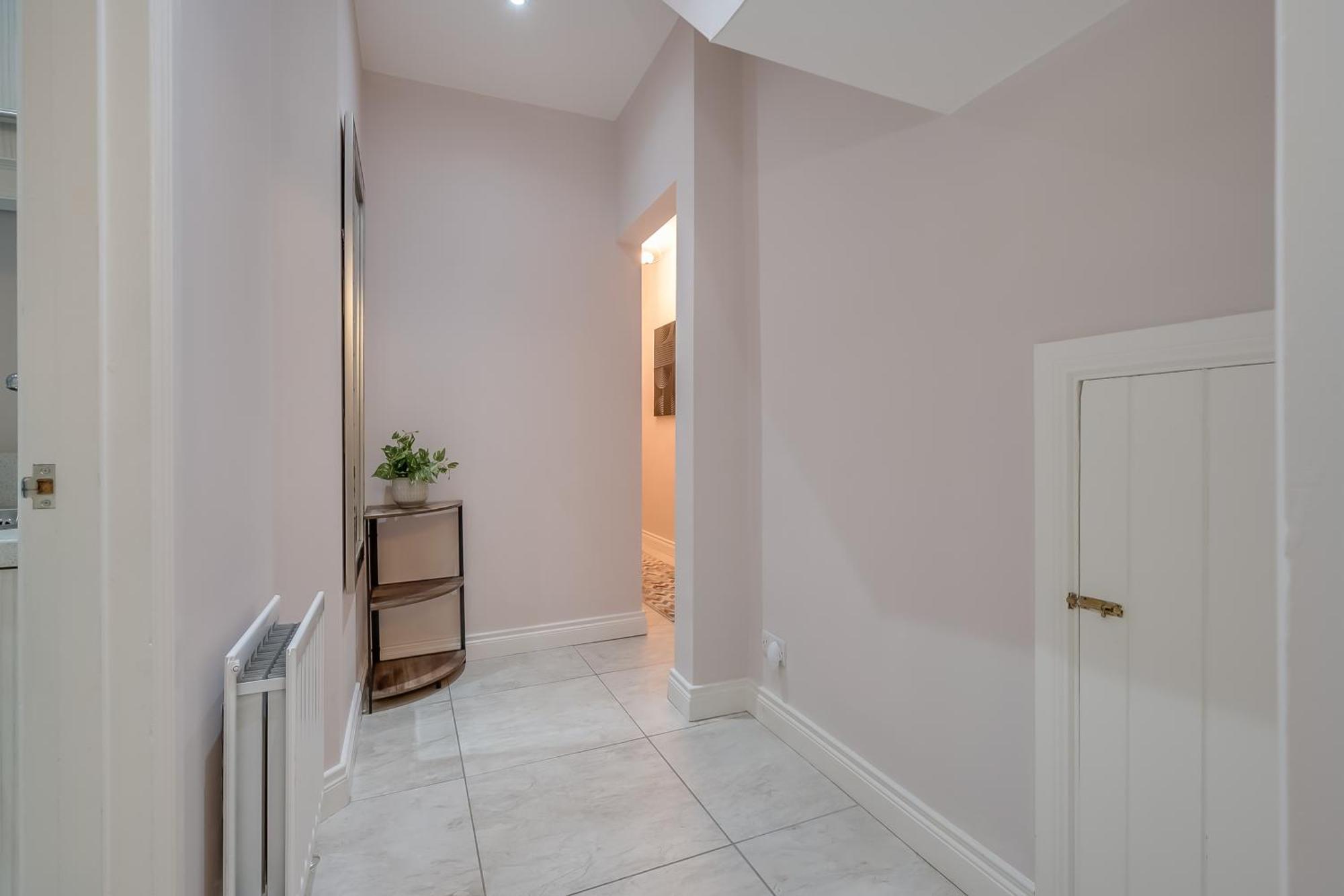 Staybynumbers - Belfast City Centre - 3 Bed, 3 Bathroom & Parking 外观 照片