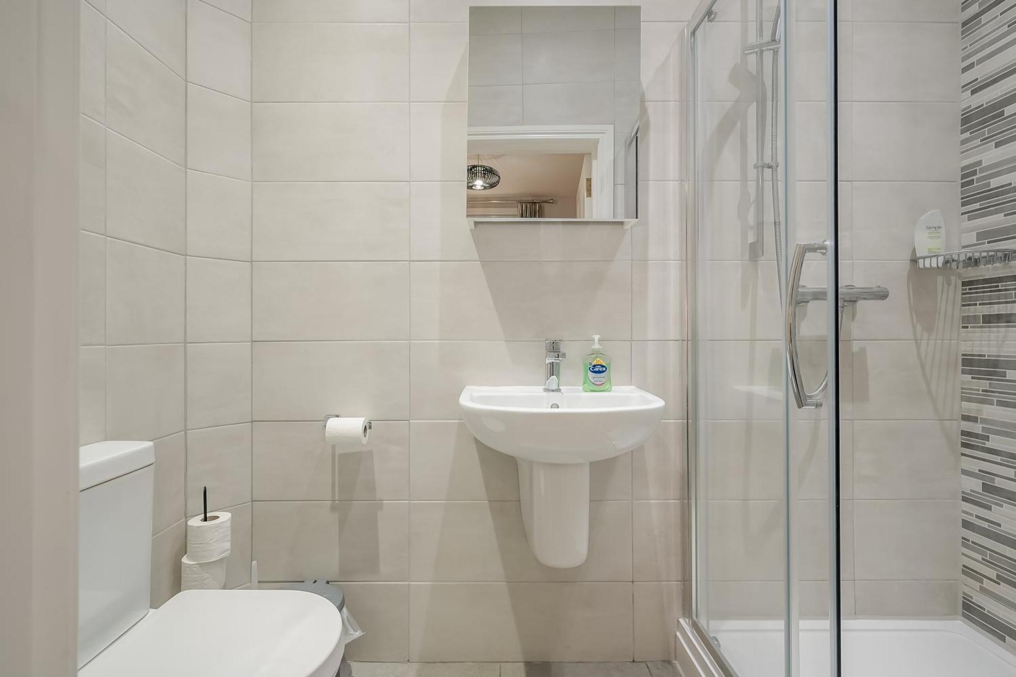 Staybynumbers - Belfast City Centre - 3 Bed, 3 Bathroom & Parking 外观 照片